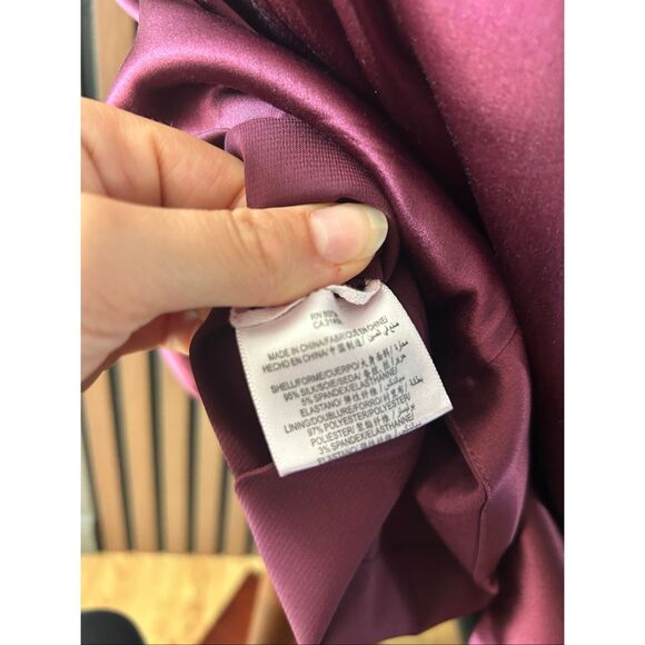 BCBGMaxAzria Silk Dress A-Line Burgundy Merlot Size 2 Wrap Tie Waist Bow Lined - Picture 6 of 6